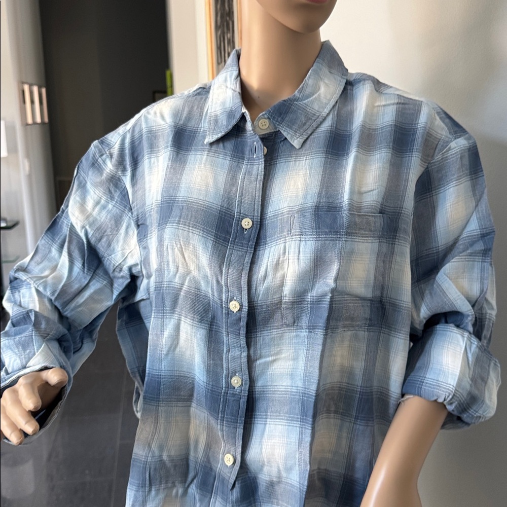 GAP Blue Plaid Women's Button-Down Shirt